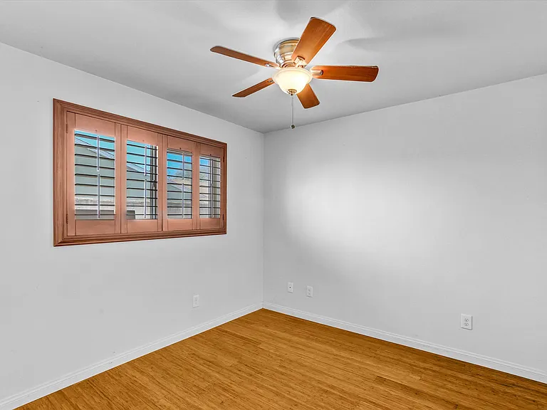 2683 Caulfield Dr — Photo 30