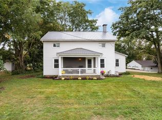 2880 Sweitzer Rd, Uniontown, OH 44685