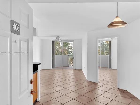 1621 Bay Rd APT 406, Miami Beach, FL 33139