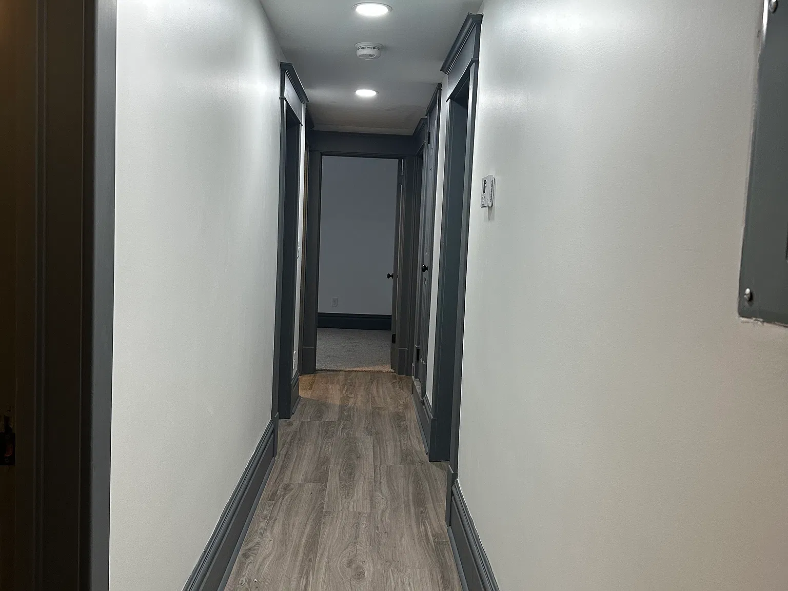 3 bed, $1,700 — Photo 4