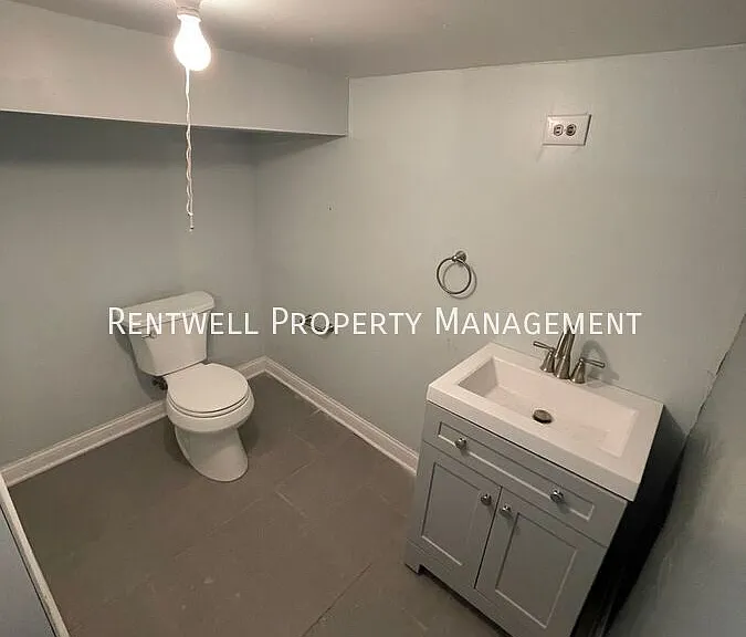 2420 Carey Way — Photo 22