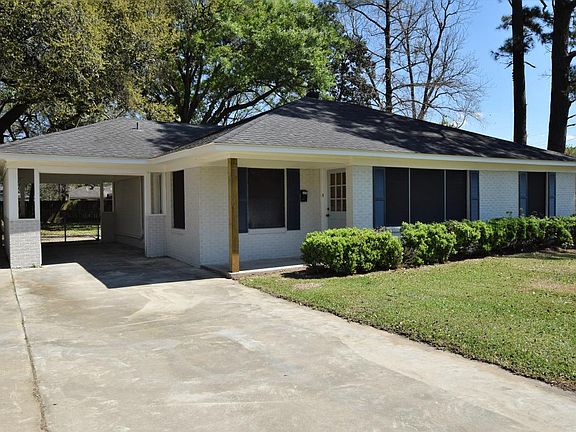 2nd image of 3215 Louisiana Ave