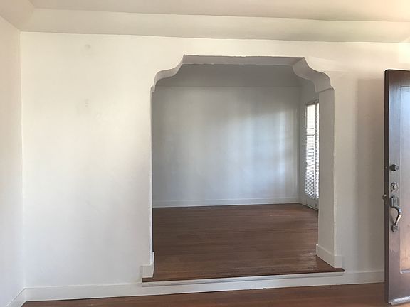 3rd image of 1136 E 3rd Street # Fl 2nd
