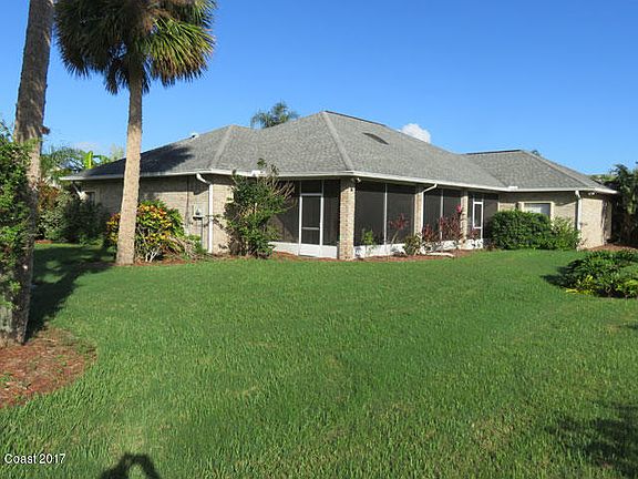 3rd image of 3390 Spartina Ave