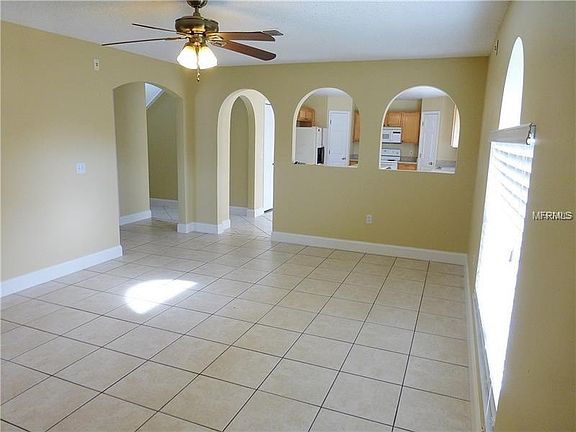 5th image of 12802 Lake Vista Dr
