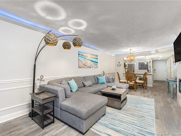 9400 S Ocean Dr #706B — Photo 11