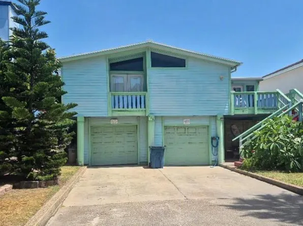 126 E Carolyn Dr, South Padre Island, TX 78597