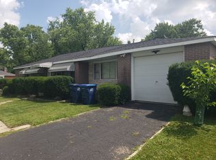 20821 N Dogwood St, Deerfield, IL