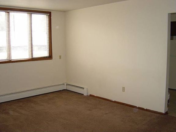 LR, Large windows