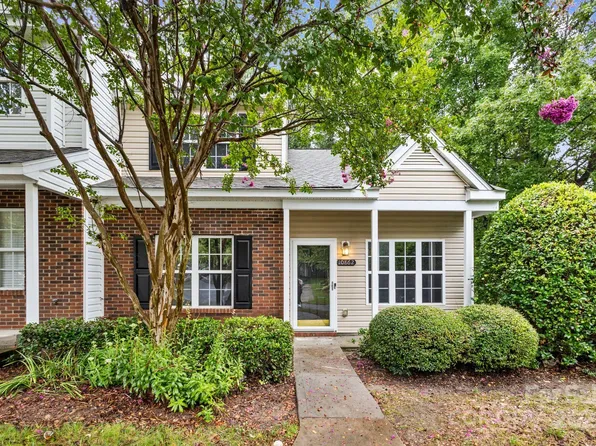 10862 Holly Ridge Blvd, Charlotte, NC 28216