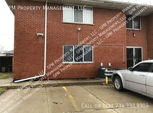 875 Raupp Pl APT 2, Lincoln Park, MI 48146