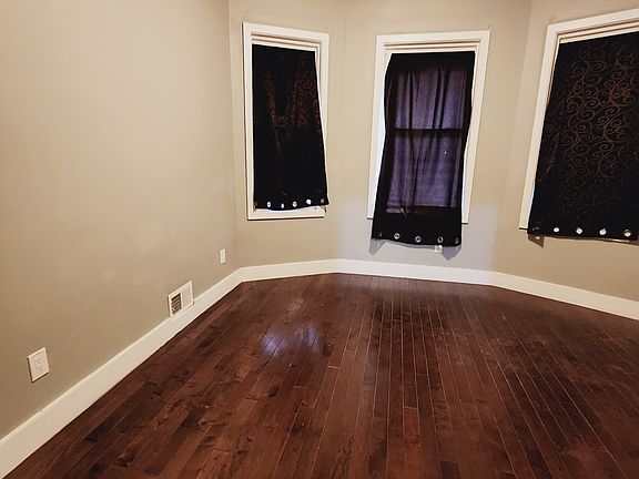 3rd image of 224 Freeman Ave #2A