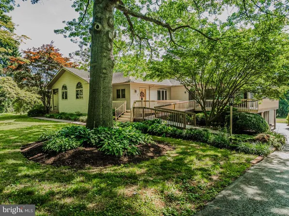 568 Huntsman Path, Kennett Square, PA 19348