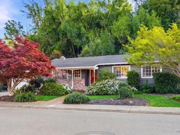 2539 Rollingwood Dr, Napa, CA 94558