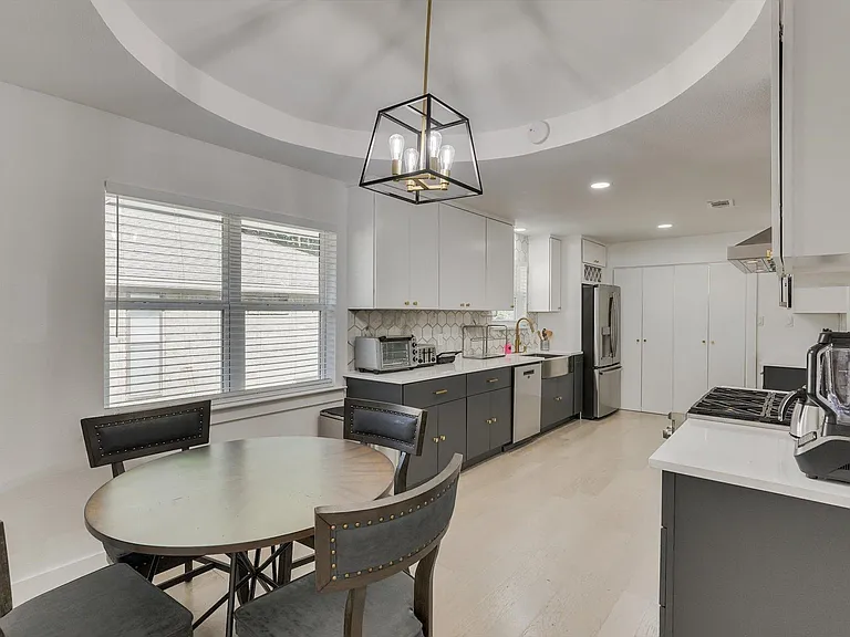 7414 Authon Dr — Photo 11