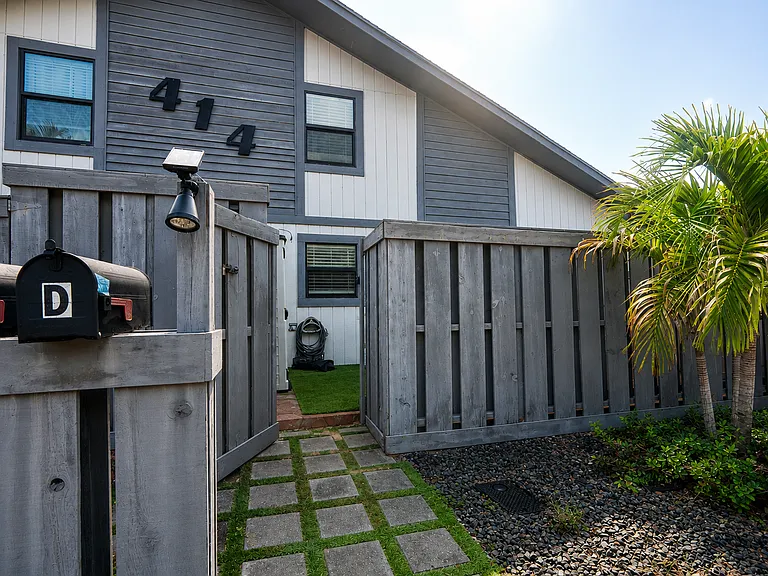 414 N Cypress Dr #D — Photo 34