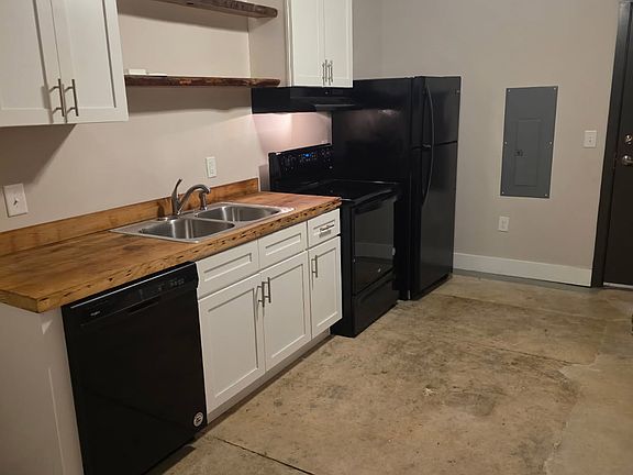 Kitchen& living area