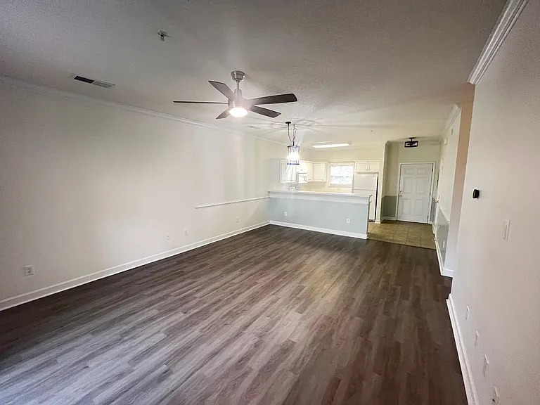 208 Castle Dr #1372 — Photo 10