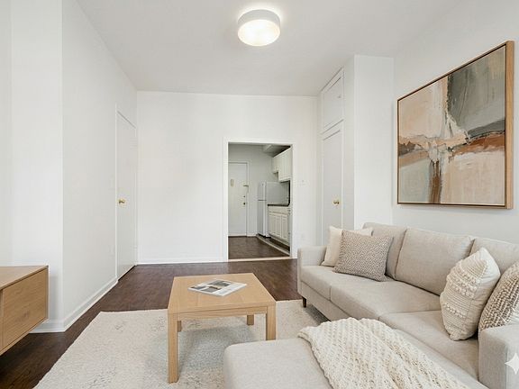 2nd image of 217 E 29th St APT 31