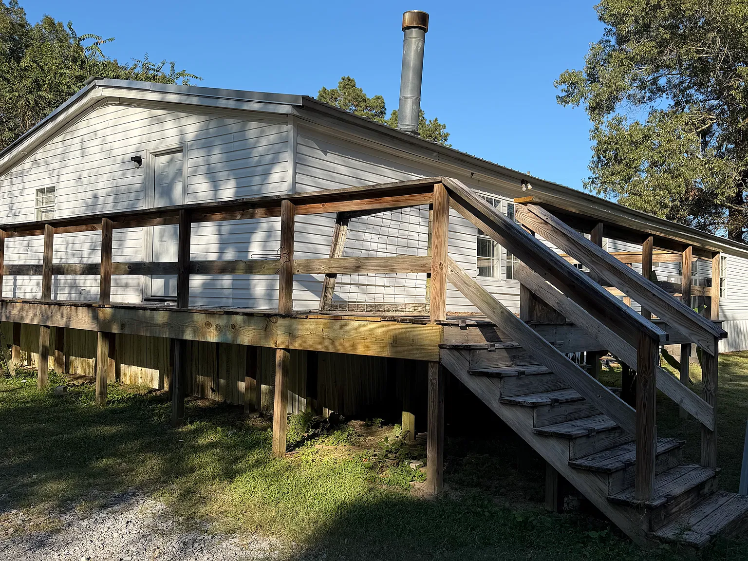 4 bed, 2052 sqft, $1,800 — Photo 2