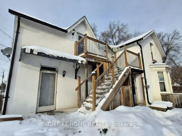 178 Adelaide Ave E #1, Oshawa, ON L1G 1Z4