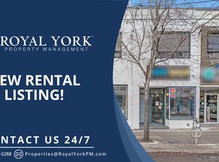 842 Dundas St W, Toronto, ON M6J1V5