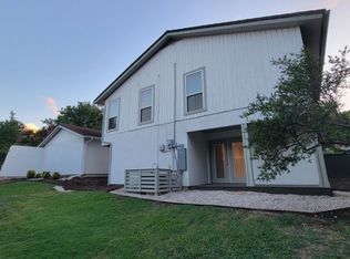 3112 Hidalgo St, Irving, TX 75062