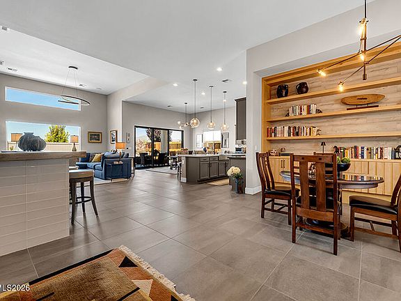 5th image of 3037 Desert Olive Dr