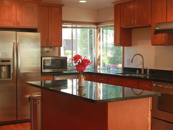 2nd image of 26141 SE 39th Ct