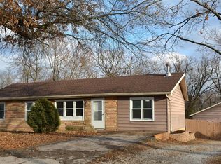 2836 Moravec Dr, High Ridge, MO 63049