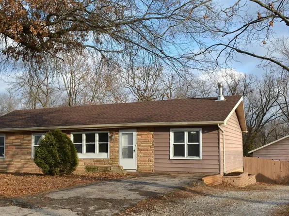 2836 Moravec Dr, High Ridge, MO 63049