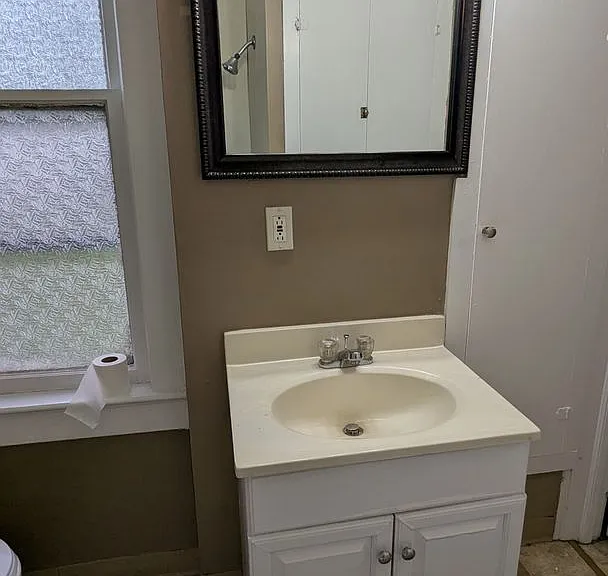 510 Chestnut Ave NE — Photo 17