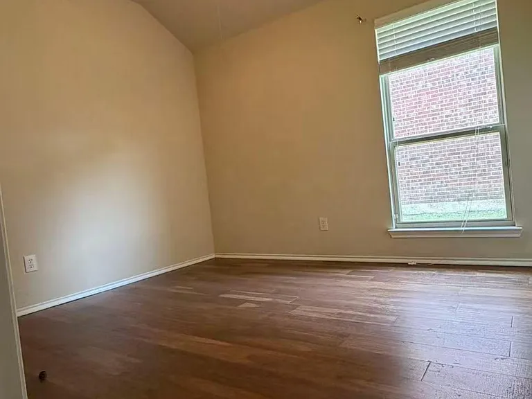 832 Cheyenne Dr — Photo 14