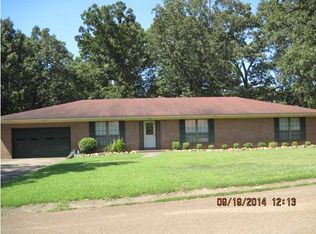 305 Bellevue Cir, Kosciusko, MS 39090