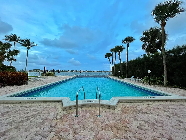 2800 N Flagler Dr #1013 — Photo 18