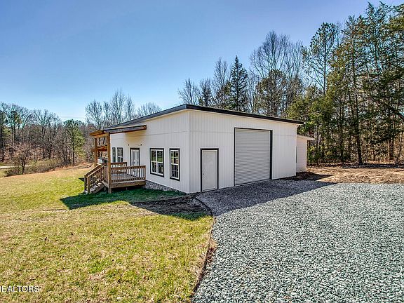 47th image of 1100 County Road 20