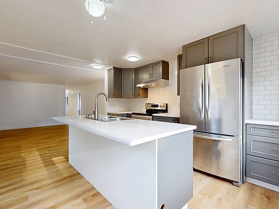 5th image of 1830 Mamquam Rd #243