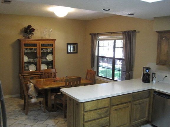4th image of 133 Onini Ct