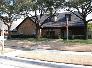 212 High Brook Dr, Richardson, TX 75080
