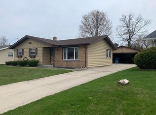 1346 Hubbard Cir, Manitowoc, WI 54220