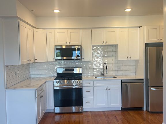 3rd image of 138 Centre St #6
