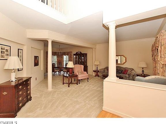 2nd image of 12528 Amershire Ln