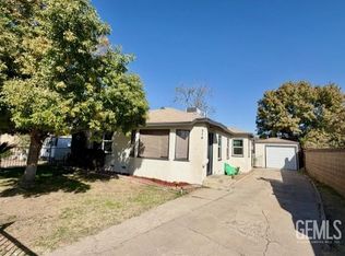 316 Lloyd St, Bakersfield, CA 93307