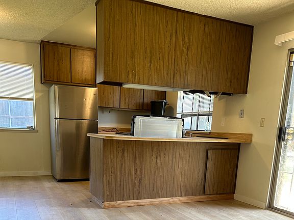 4th image of 7819 21st Ave