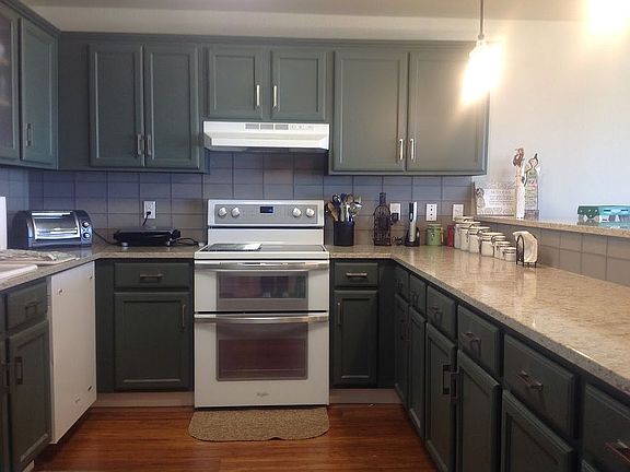 2nd image of 501 Shoreview Dr #303