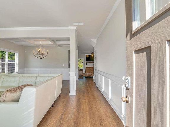 2nd image of 1149 Bodega Loop