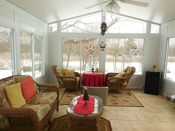 4 Seasons Sunroom