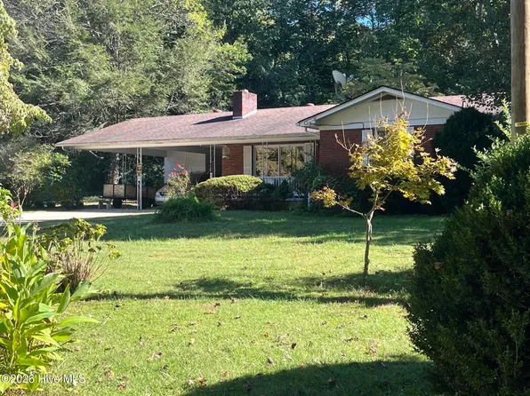 125 Pine Grove Drive, Andrews, NC 28901