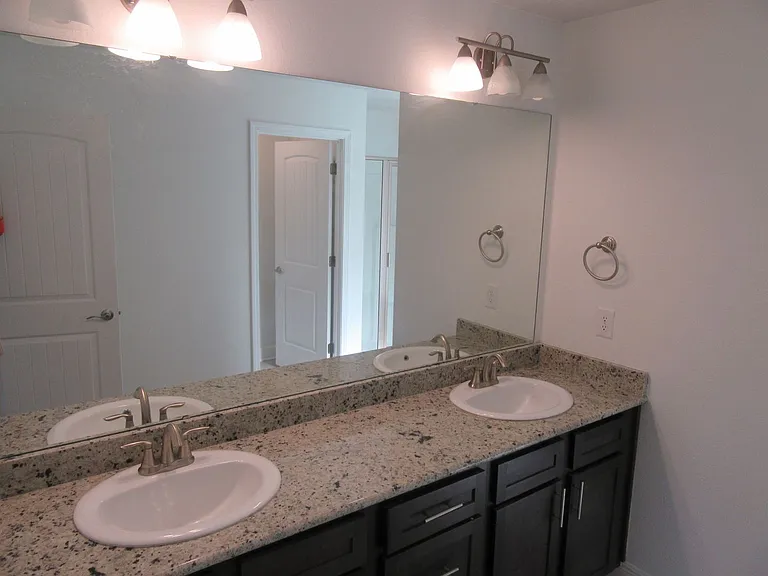 3836 Redbud Way — Photo 16