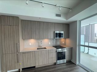 430 Square One Dr, Mississauga, ON L5B0E2